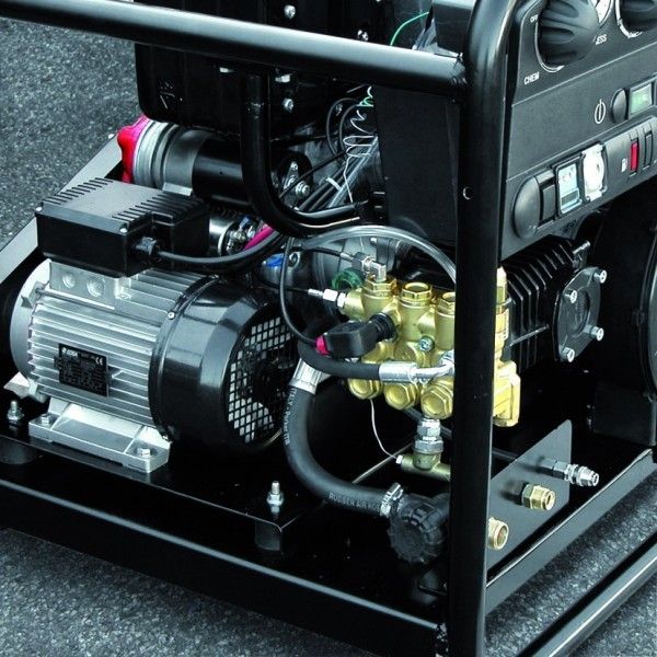 Lavor Pro Thermic 10 HW аппарат высокого давления (с итальянским двигателем Lombardini)